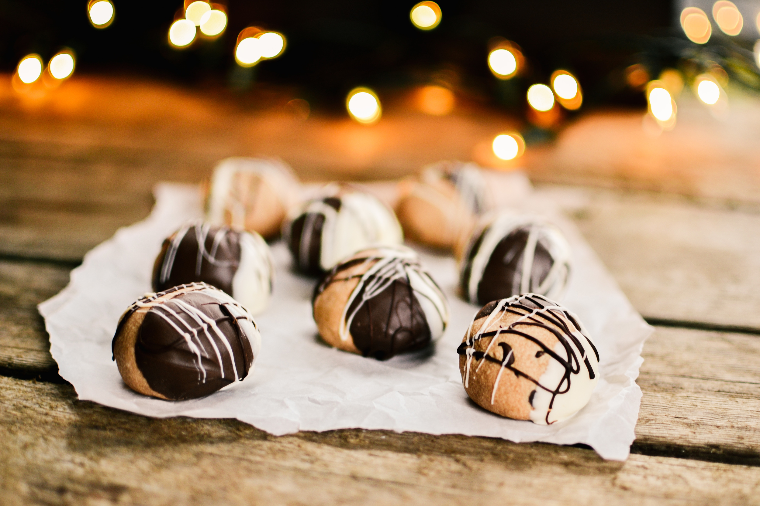 Christmas baking: triple chocolate shortbread cookies