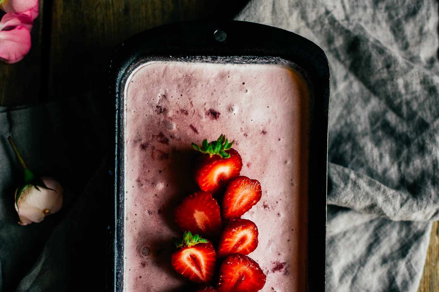 roasted strawberry ice cream