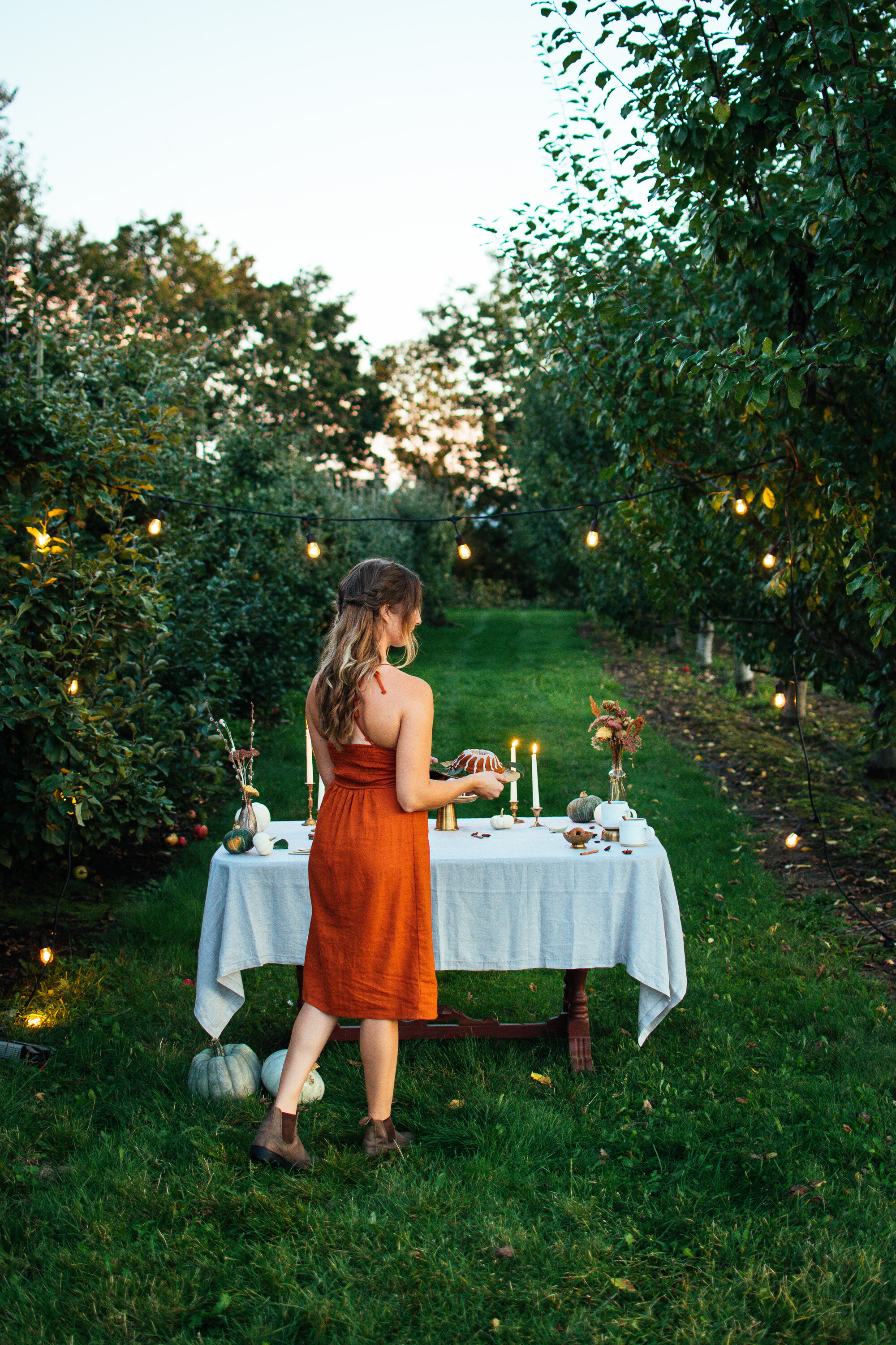 eikam_thefarmersdaugher_orchardshoot2019-34.jpg