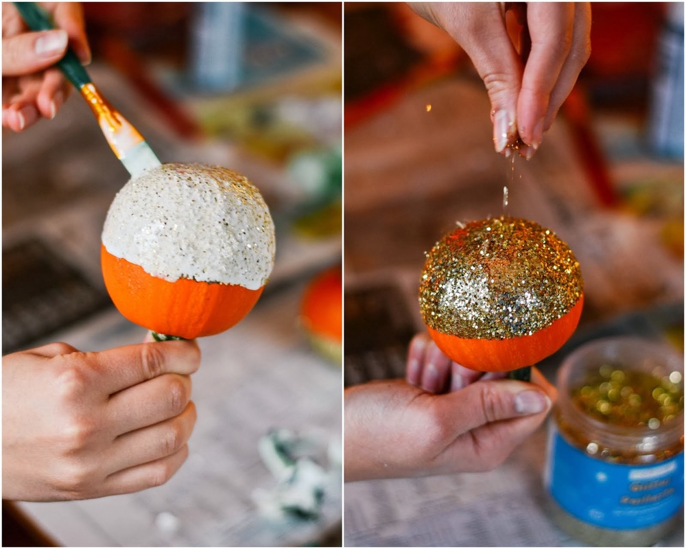 pumpkin+paint+glitter.jpg